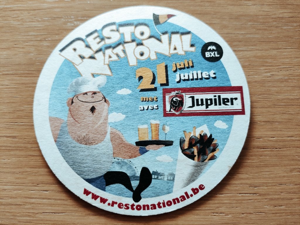 Bierviltje Jupiler (Bal National) R/V, Verzamelen, Biermerken, Ophalen of Verzenden, Zo goed als nieuw, Viltje(s), Jupiler