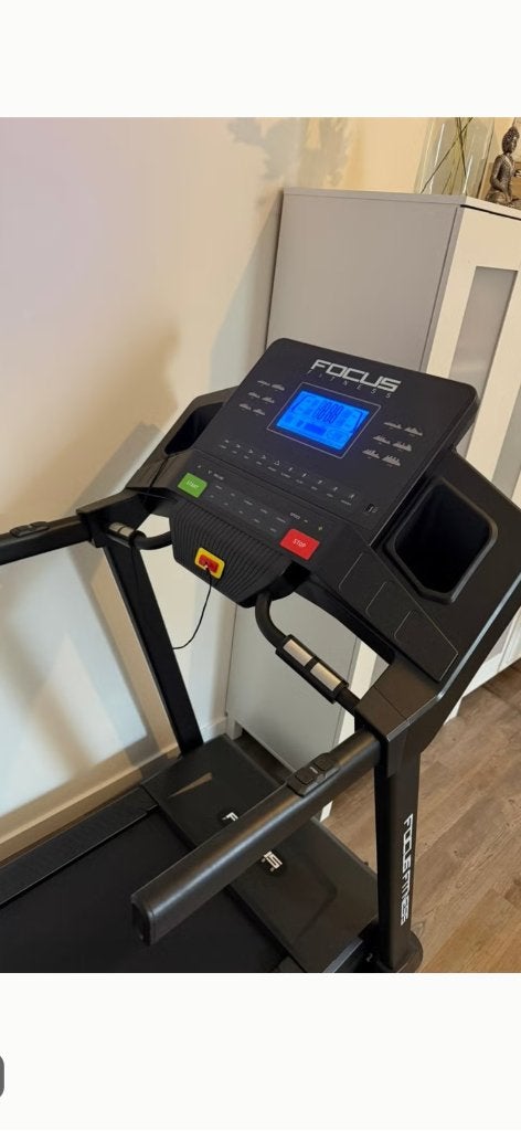 Professionele kwaliteit loopband focus fitness jet 8 iplus, Enlèvement, Neuf, Bras, Tapis roulant