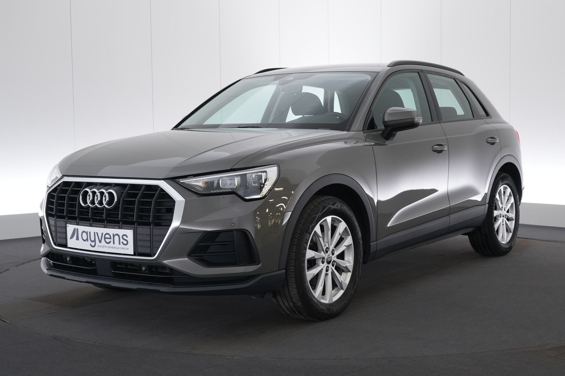 (2DNC443) AUDI Q3, Argent ou Gris, Achat, Commande vocale, Entreprise