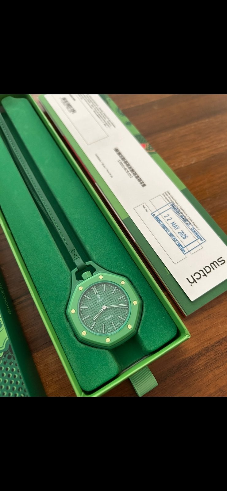 Ap x Swatch Royal Pop, Handtassen en Accessoires, Horloges | Heren, Ophalen of Verzenden, Nieuw, Swatch