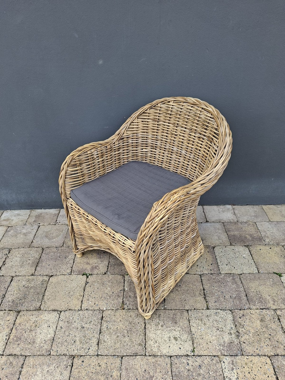 Rotan stoel  merk lio line. 8stuks, Ophalen, Gebruikt, Bruin, Riet of Rotan