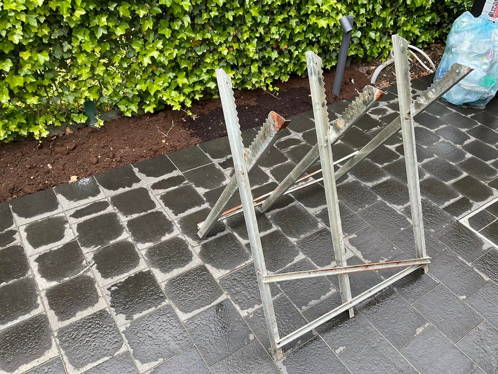 Galva staander om hout te zagen, Ophalen, Gebruikt