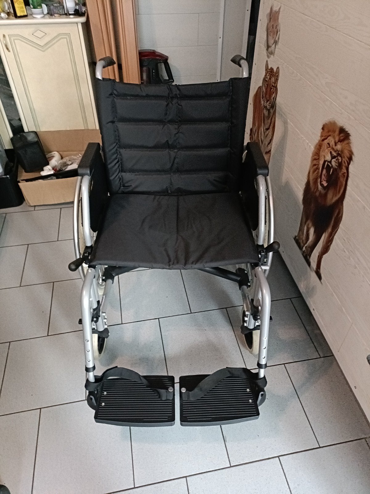 Chaise roulante pliable et démontable VERMEIREN ÉCLIPS+ 55cm, Enlèvement
