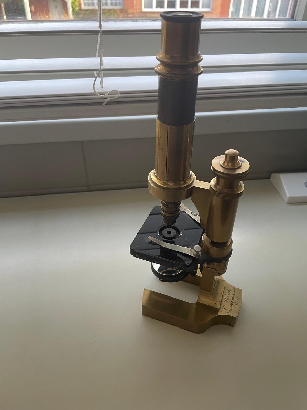 ancien microscope laiton .marque Verich, Antiquités & Art, Enlèvement, Autres matériaux