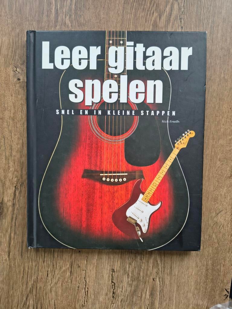 Leer gitaar spelen (Nick Freeth) – Zo goed als nieuw!, Boeken, Ophalen of Verzenden, Zo goed als nieuw, Instrument, Nick Freeth