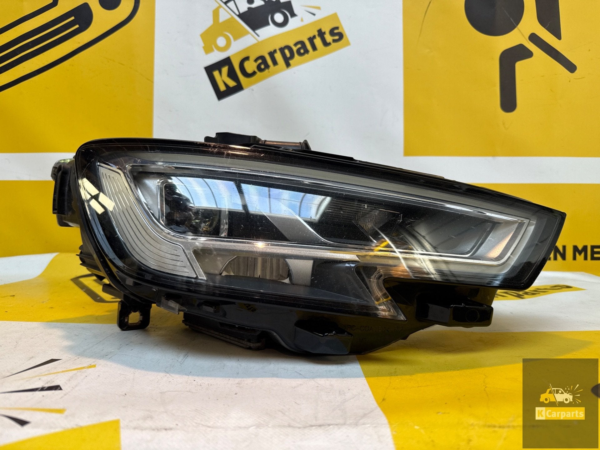 Phare avant gauche Audi A3 8V Facelift Full LED 8V0941034C, Info@fabrikant.eu, Fabrikant BV, Fabrikantstraat 1
1000 AA  Amsterdam, NL