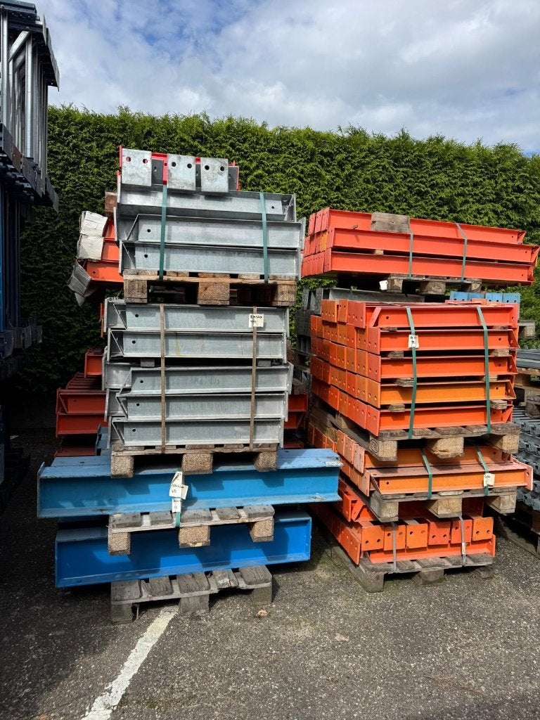 Draagarmen diverse lengtes en hoogtes - €10 tot 15, Ophalen
