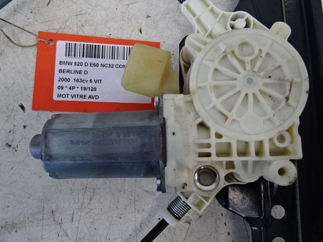 MOTEUR LEVE VITRE ELECTRIQUE AVANT DROIT BMW 5 serie (E60), Utilisé, Avant, BMW