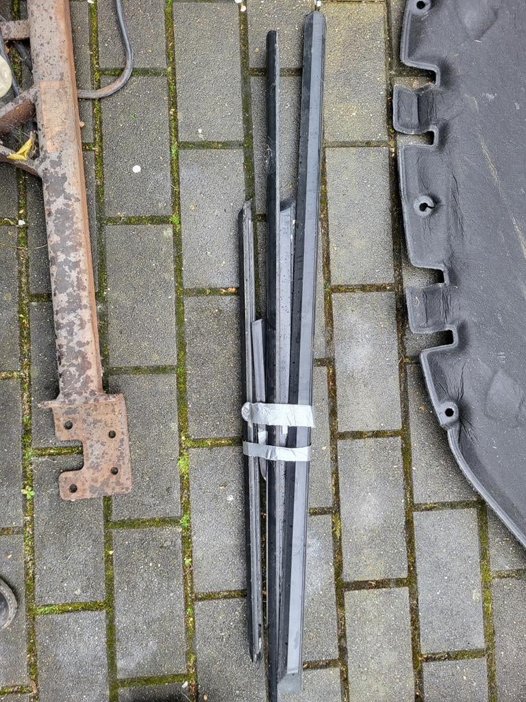 Bmw e30 moulure 4 porte, Enlèvement, BMW, Porte