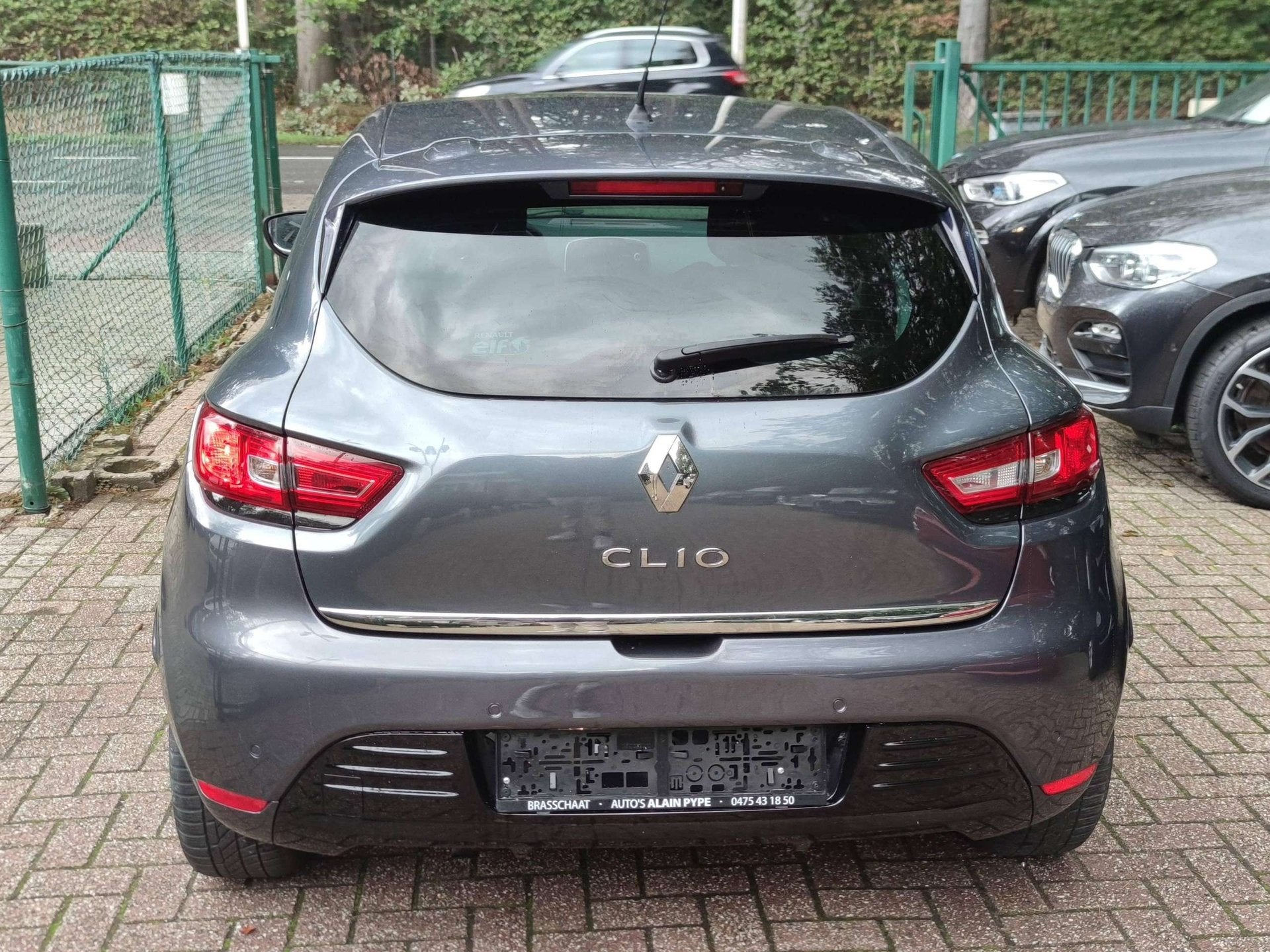 Renault Clio 5 DEURS ! NIEUWSTAAT !, Auto's, Multifunctioneel stuurwiel, Gebruikt, 5 deurs, 3 cilinders