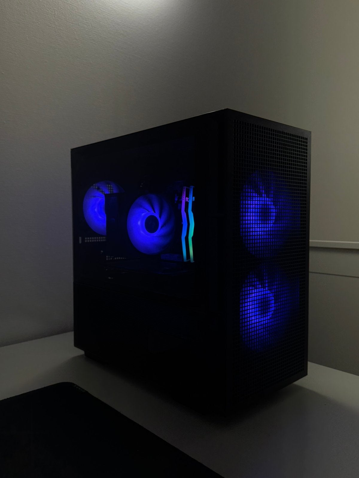 Game PC Ryzen 5 5600X  ASUS RTX 5060, Ophalen, 32 GB, Zo goed als nieuw, Gaming