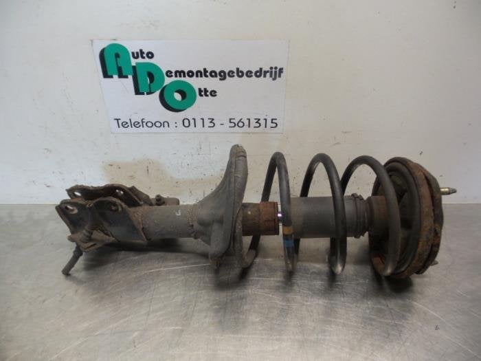 Schokdemperpoot rechts-voor van een Volvo S40/V40, Gebruikt, -, -, Ophalen of Verzenden