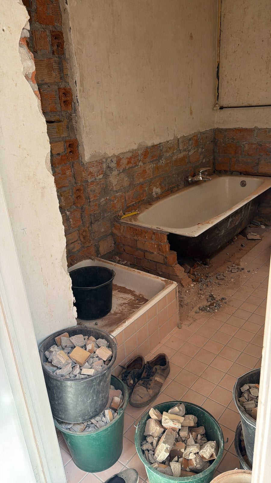 Gratis fond bad en douchebak met douchedeur ,, Bricolage & Construction, Sanitaire, Enlèvement, Utilisé, Baignoire