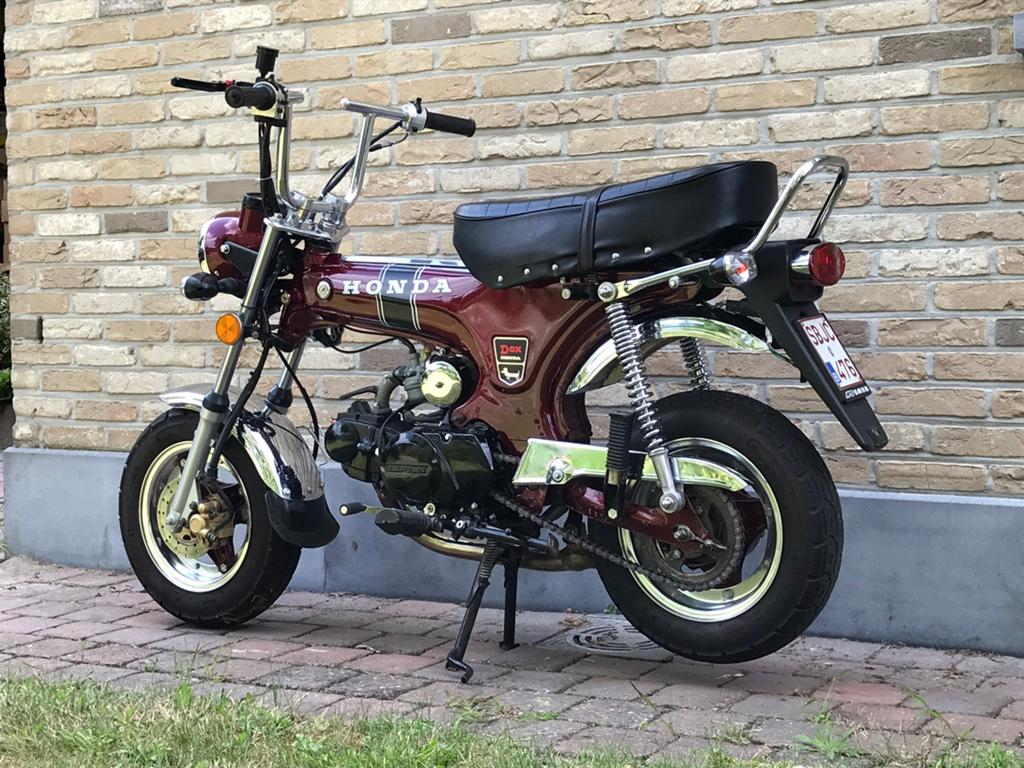 Zhenhua Dax, Fietsen en Brommers, Ophalen, Klasse B (45 km/u), Zo goed als nieuw, 4 versnellingen