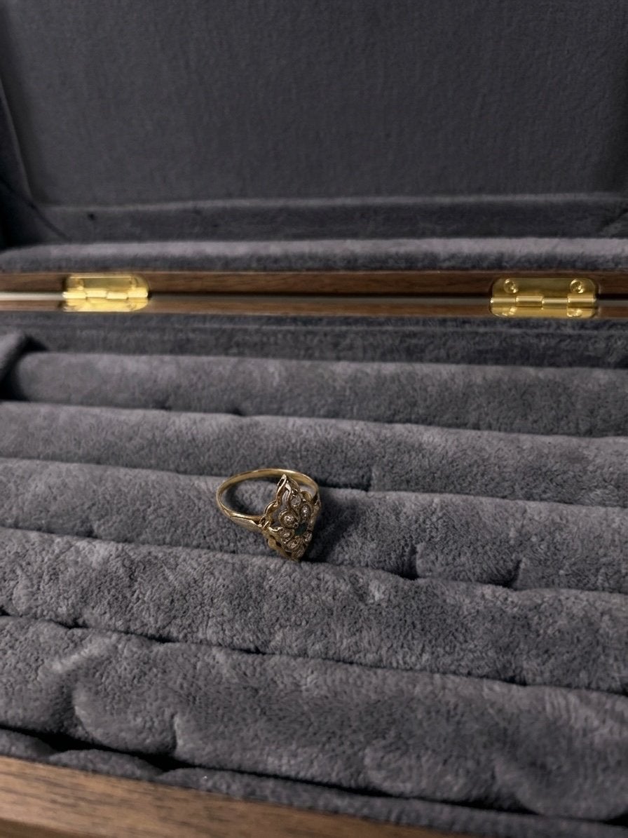 14 Karaat Gouden damesring, Ophalen, Zo goed als nieuw, Dame, Goud