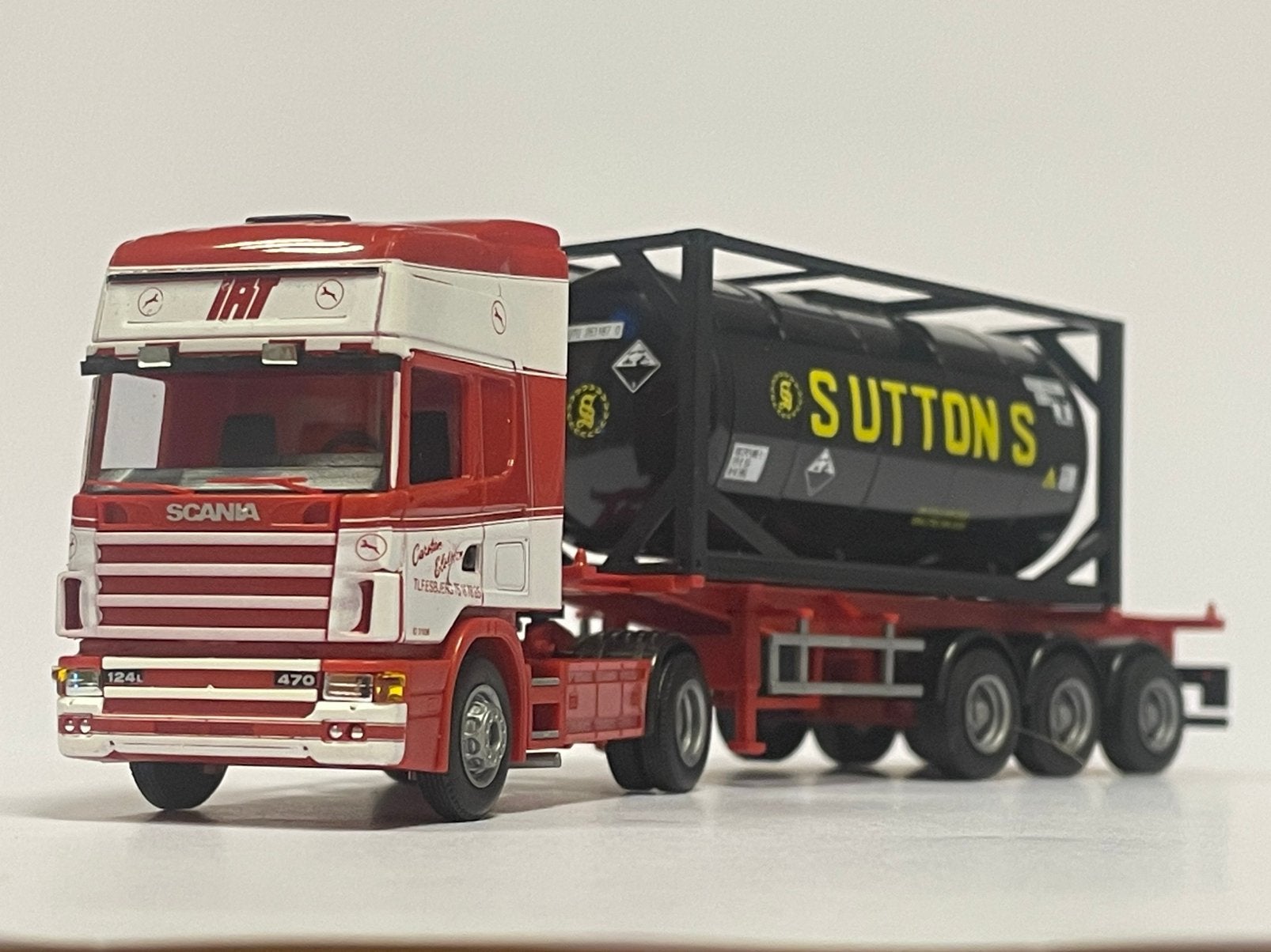 AWM Scania 124 IAT - swap SUTTONS 1/87, Ophalen of Verzenden, Zo goed als nieuw, AWM
