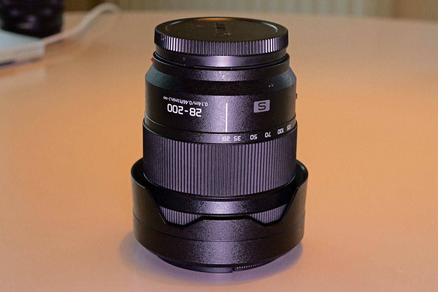 Objectif macro O.I.S. Lumix S 28-200 mm f/4-7.1 de Panasonic, TV, Hi-fi & Vidéo, Enlèvement, Comme neuf, Panasonic, Accessoires