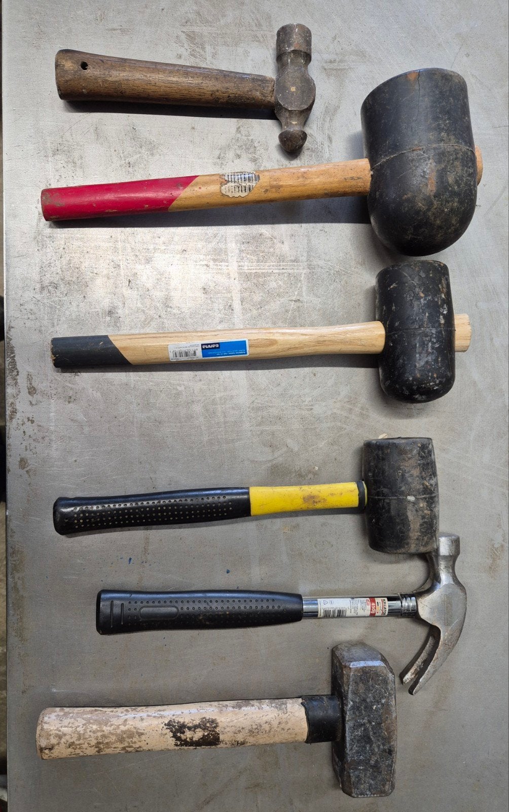 Différents types de marteaux., Bricolage & Construction, Outillage | Outillage à main, Utilisé, Marteau, Autres marques, Enlèvement ou Envoi