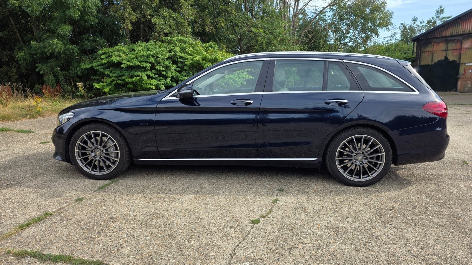 Mercedes, Cuir, Achat, Entretenue par le concessionnaire, Hybride Électrique/Diesel