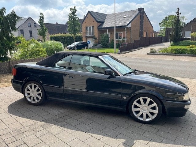 Audi 80 cabrio 2.3 *Oldtimer* S-line velgen*, Auto's, Audi, Bedrijf, Te koop, Benzine, Cabriolet, 2 deurs, Handgeschakeld, Zilver of Grijs