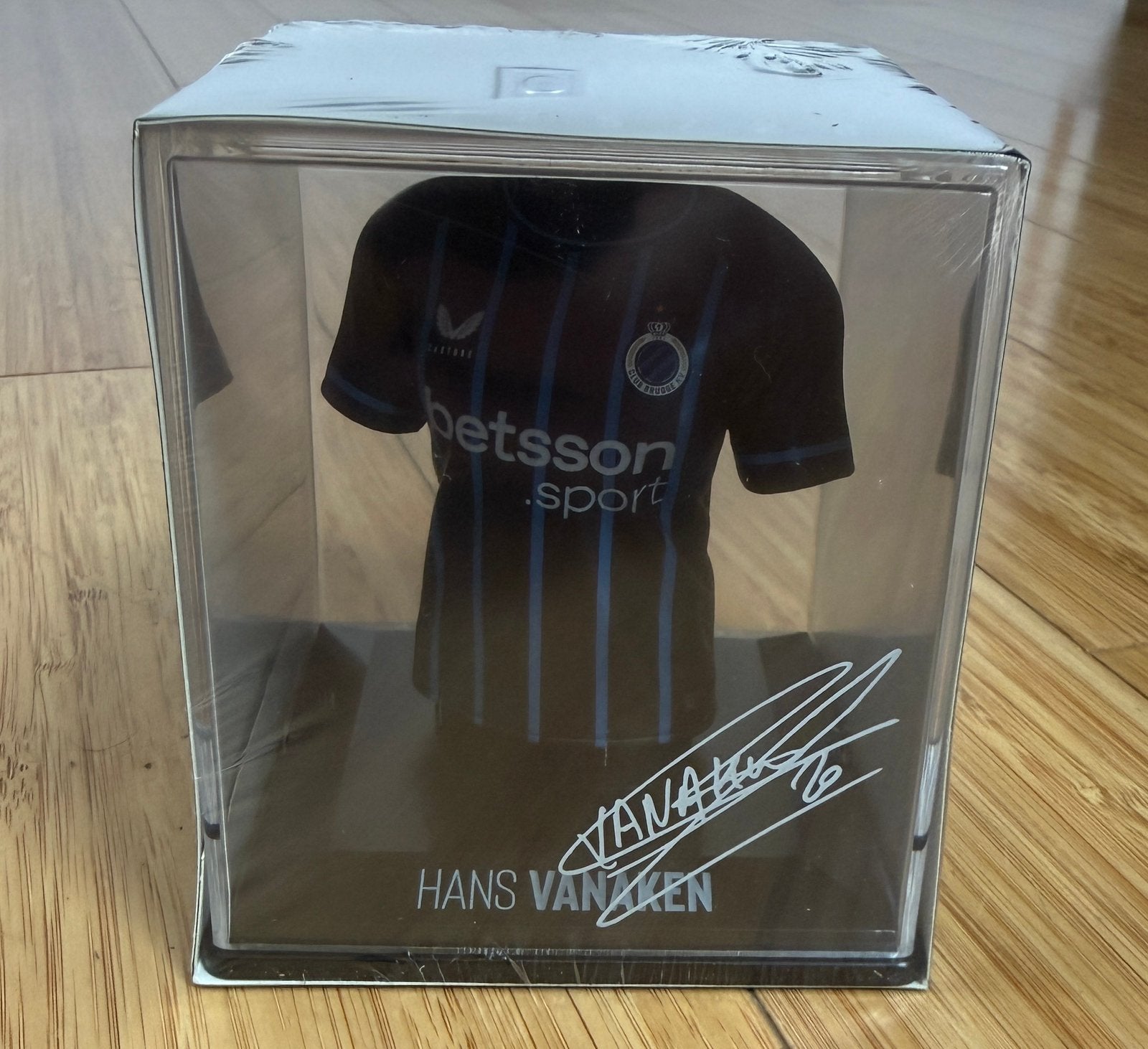 T-Shirt miniature Club Bruges edition limitée, Sport en Fitness, Voetbal, Maat XS of kleiner, Ophalen of Verzenden, Nieuw, Clubaccessoires