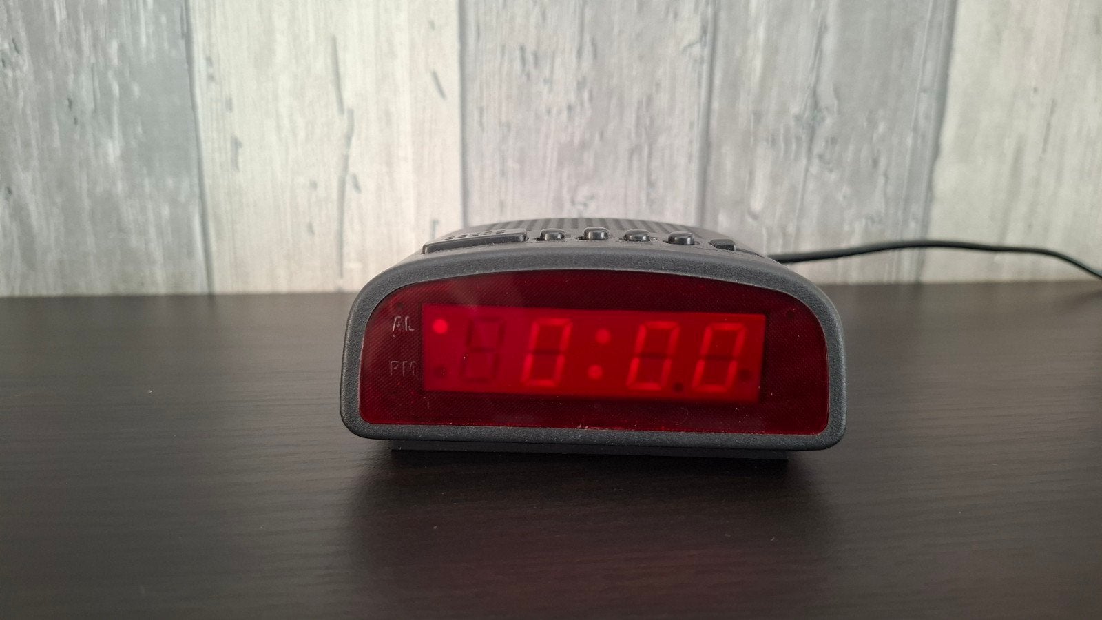 Digitale wekker met alarm, Elektronische apparatuur, Wekkers, Gebruikt, Digitaal, Ophalen