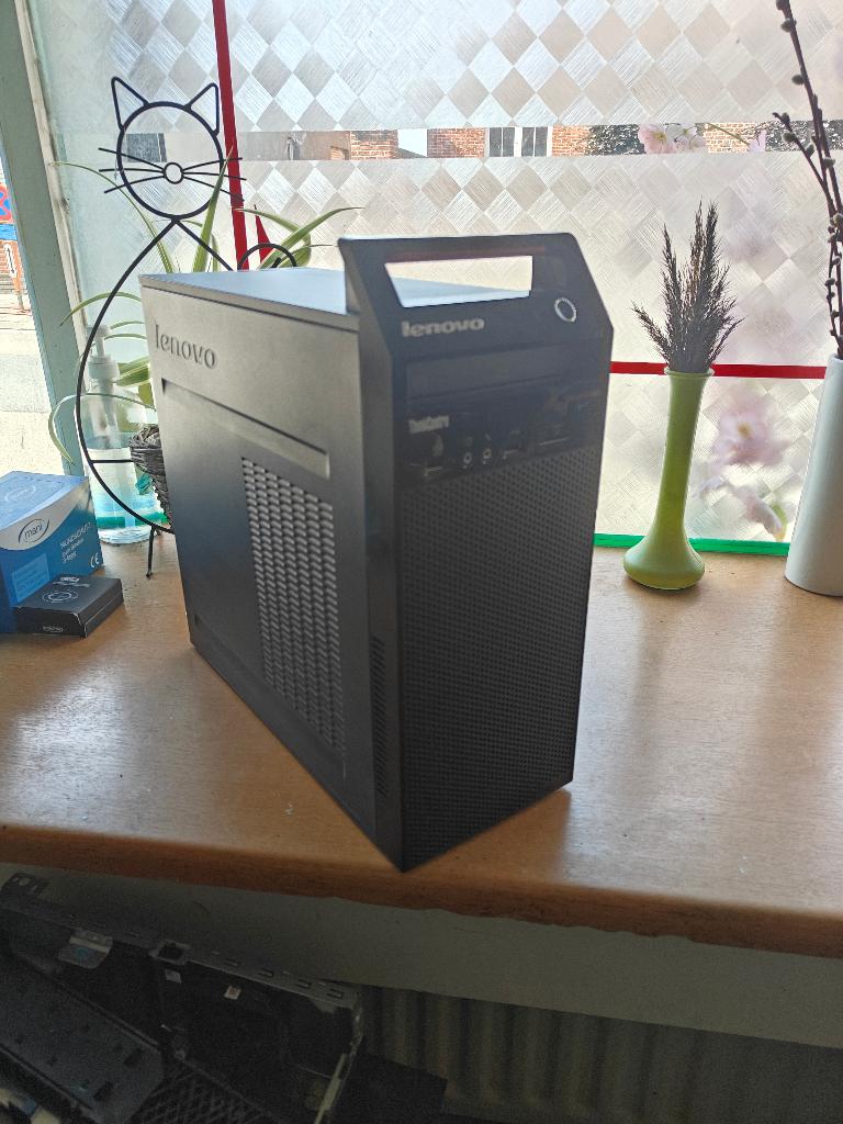 Lenovo ThinkCentre E73 SFF (i5, 8GB RAM, Geen Schijf), Computers en Software, Desktop Pc's, Ophalen, Gebruikt, 8 GB, Intel Core i5