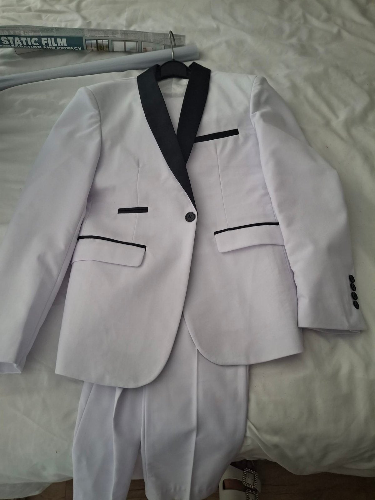 Taille (s) de costume S, Enlèvement, Comme neuf