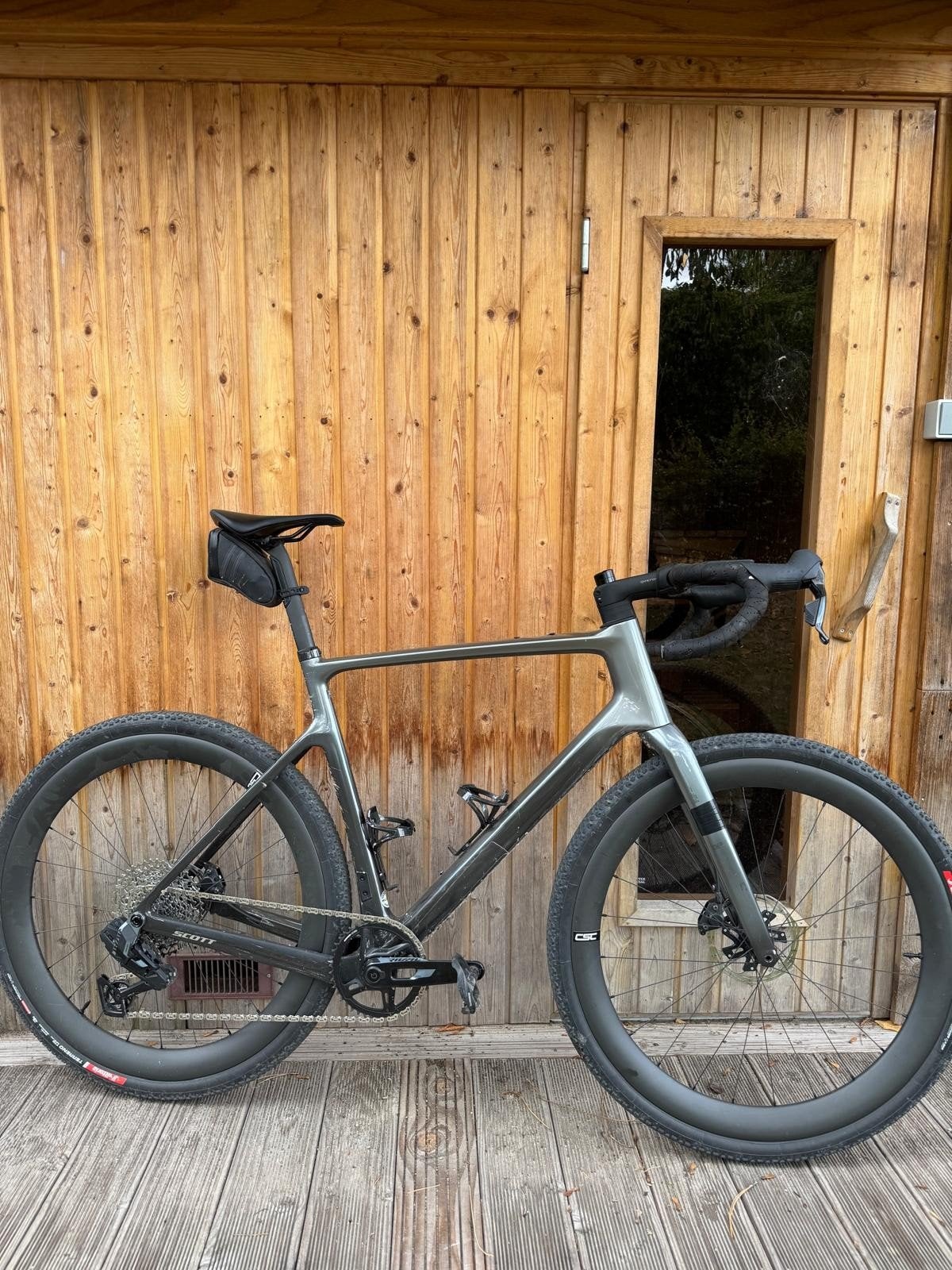 Scott Gravel, Fietsen en Brommers, Ophalen, 24 inch of meer, Zo goed als nieuw, Schijfrem