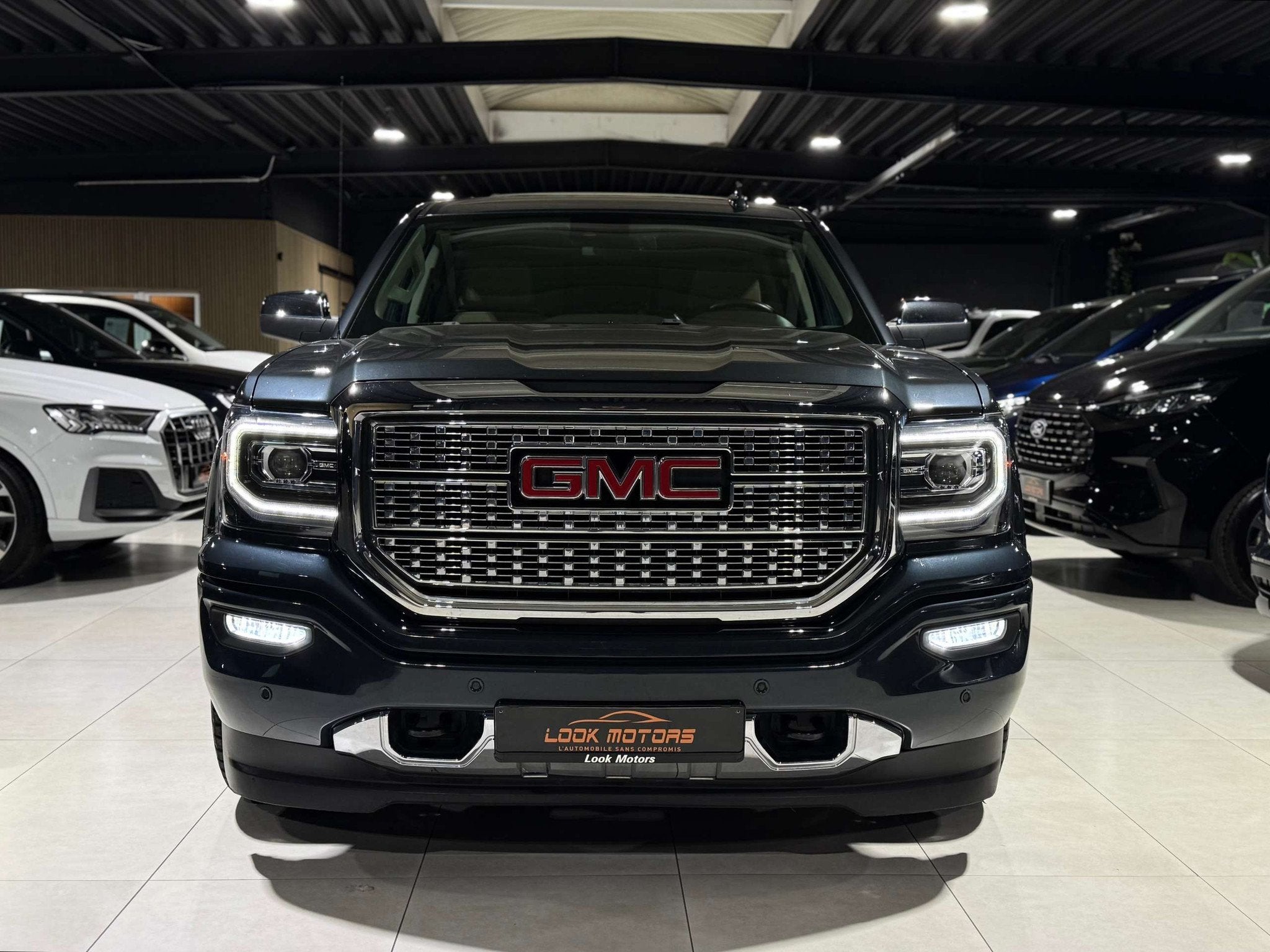 GMC Sierra DENALI 6.2L V8 426cv CAMERA CUIR CARPLAY TVAC, Autos, Cuir, Entreprise, 5 places, Automatique