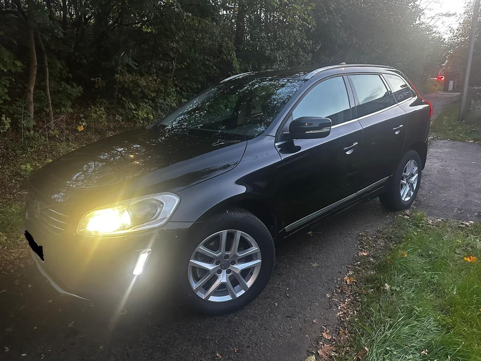 Volvo XC60 D4 2.0 Diesel Automaat 190 PK – Euro 6, Auto's, Automaat, Euro 6, Particulier, Te koop