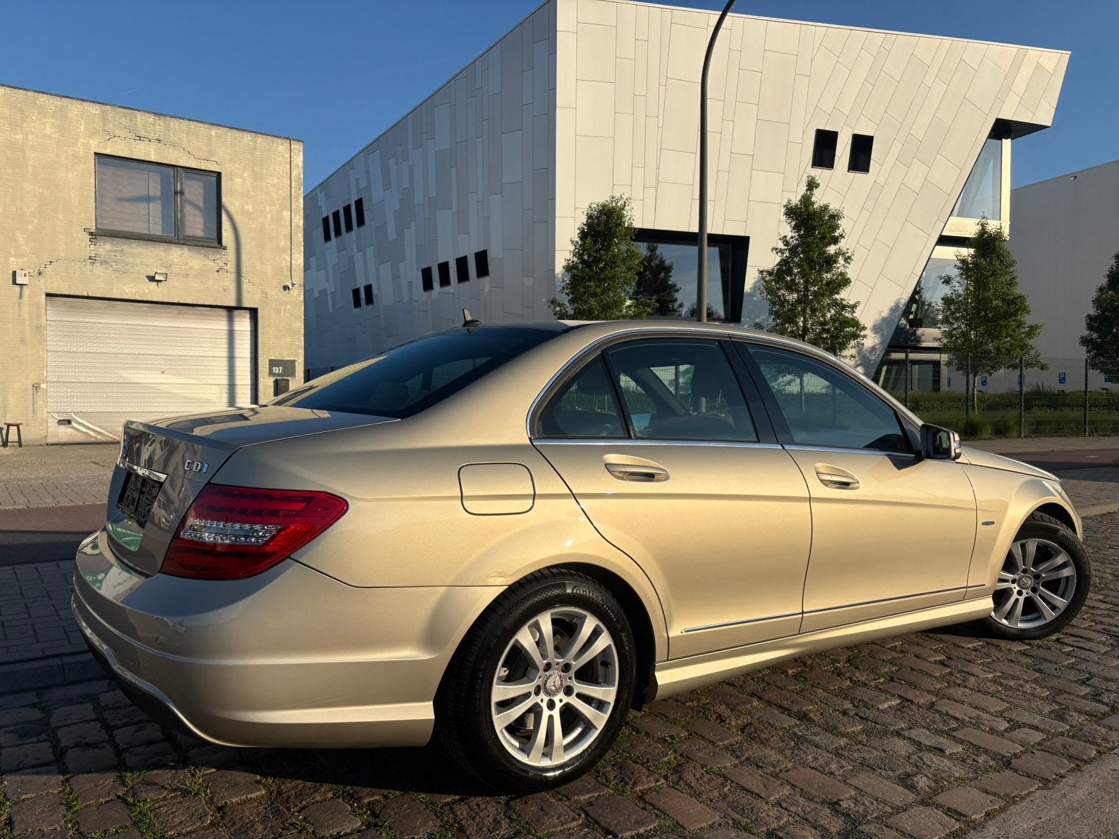 Mercedes C220 Cdi | 12 M Garantie | 131 Dkm | Automaat |2012, Auto's, Zwart, 4 cilinders, https://public.car-pass.be/vhr/c6f21f96-34d3-40cc-8534-312e82fb5693