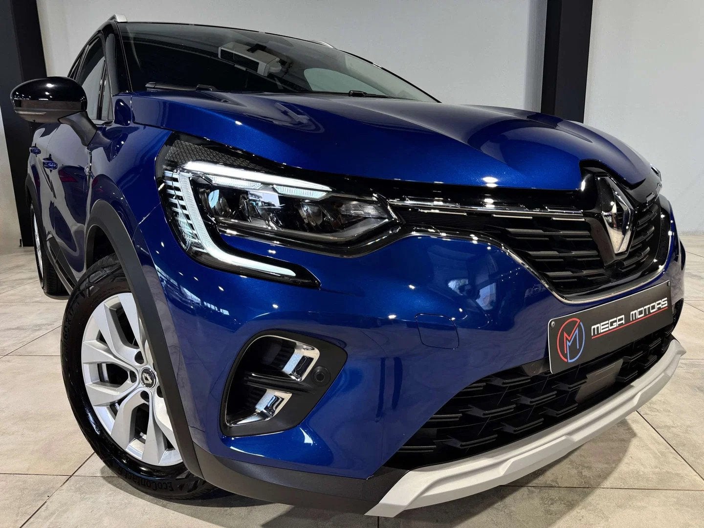 Renault Captur 1.33 TCe 130CV NAVi CAMERA CUiR CARPLAY CLiM, Auto's, Gebruikt, Blauw, 1333 cc, Lichtsensor