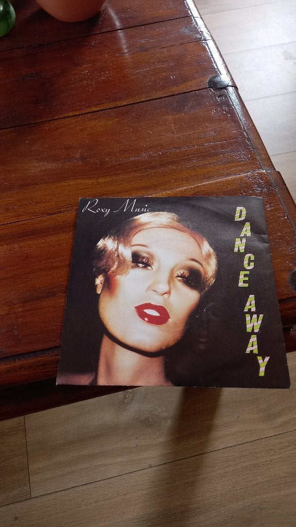 Vinyl (45t) roxy music "dance away ", Cd's en Dvd's, Ophalen, Zo goed als nieuw, Pop