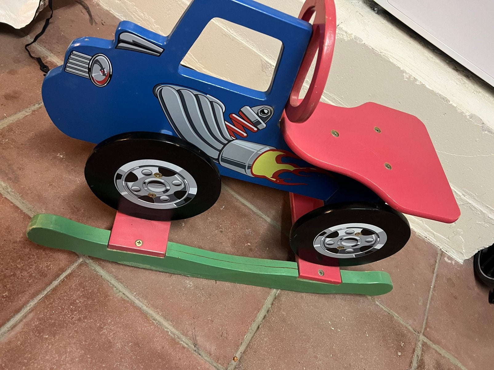 schommelauto / monster truck – Stoer houten schommelfiguur, Kinderen en Baby's, Ophalen, Gebruikt