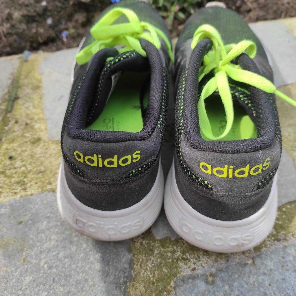 sportschoenen maat 42,5 Adidas, Vêtements | Hommes, Chaussures, Enlèvement ou Envoi, Adidas, Chaussures de sport, Noir
