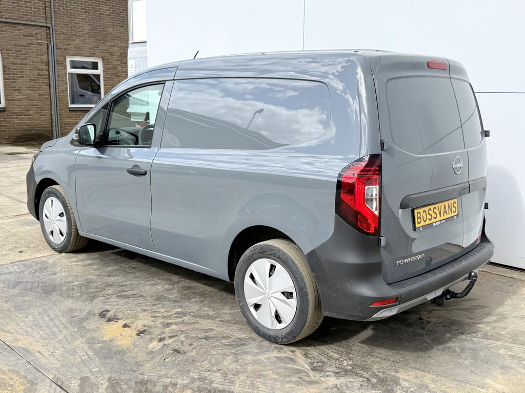 Nissan Townstar EV 45kWh Automaat L1 285km WLTP 1,5t Trekhaa, 45 kWh, Gebruikt, Zwart, Leder en Stof
