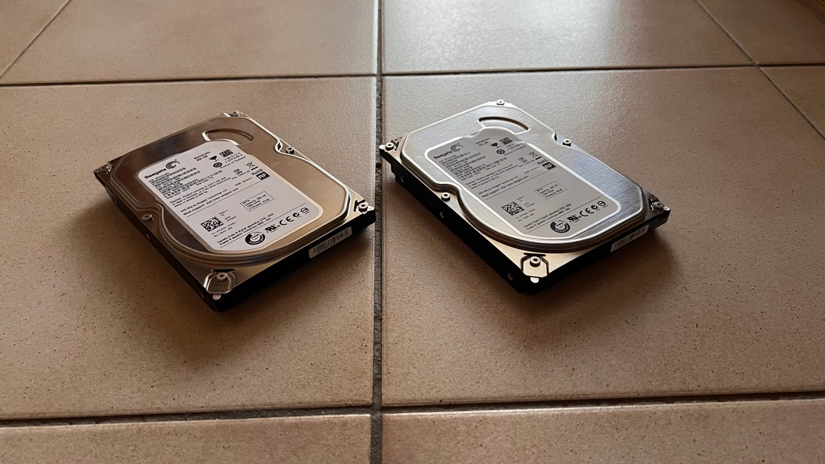Set van 2 Seagate Barracuda harde schijven van 250 GB - SATA, Computers en Software, Harde schijven, Intern, 250 Go, Server, Ophalen of Verzenden