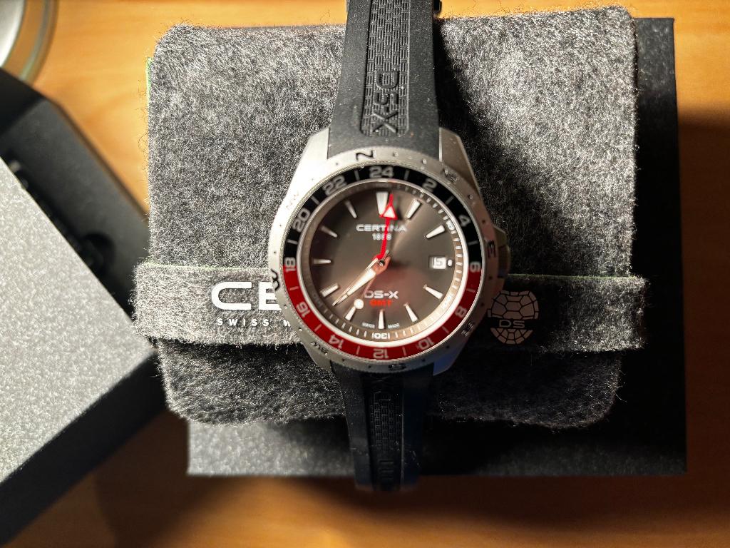 Certina DS-X  GMT Quartz 41mm (01/2026), Montre-bracelet, Autres marques, Enlèvement, Autres matériaux