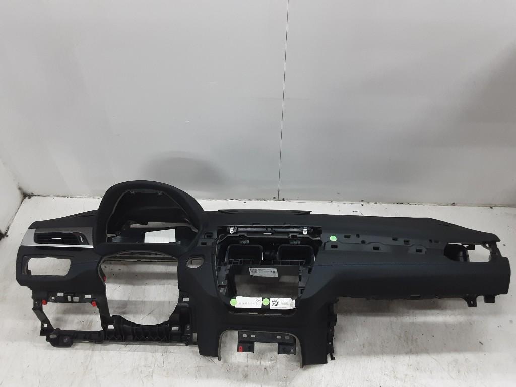TABLEAU DE BORD BMW X2 (F39) (01-2017/10-2023), Mevr. I. Hauben, Utilisé, BMW, Rue de l'Espoir 34 34
4030  GRIVEGNÉE, BE