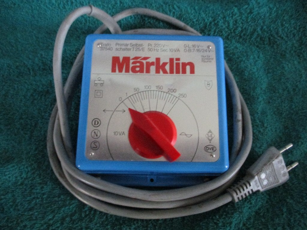 Marklin Transfo 37540 10VA, Hobby & Loisirs créatifs, Trains miniatures | HO, Enlèvement ou Envoi, Utilisé, Transformateur ou Alimentation