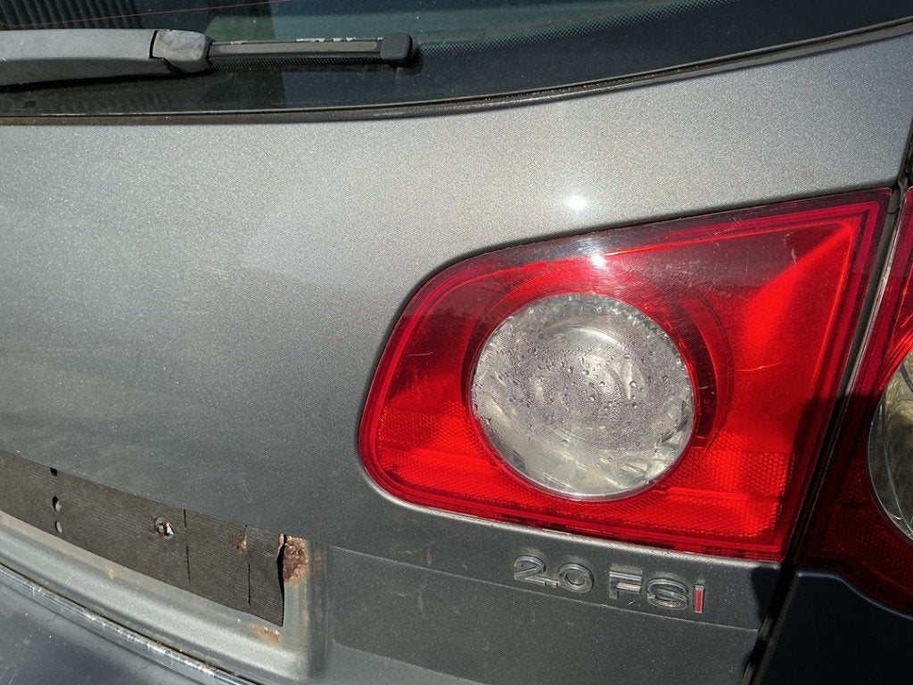 ACHTERLICHT RECHTS Passat Variant (3C5) (|3C9945094|), Gebruikt, Volkswagen, Volkswagen AG, Kundenbetreuung@volkswagen.de