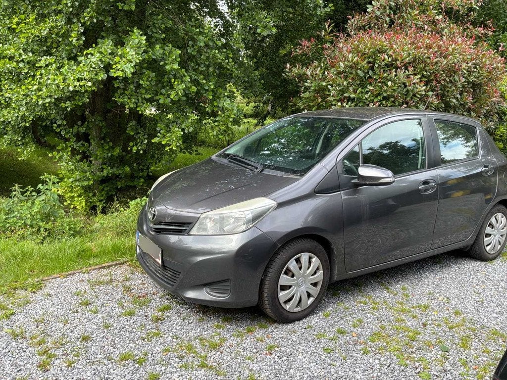 2011 Toyota Yaris Auto, Euro 5, Gebruikt, Bedrijf, Diesel