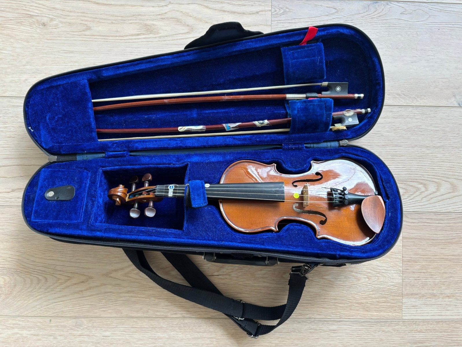 Violon Stentor 1/10 pour enfants avec étui et 2 archets, Musique & Instruments, Instruments à cordes frottées | Violons & Altos