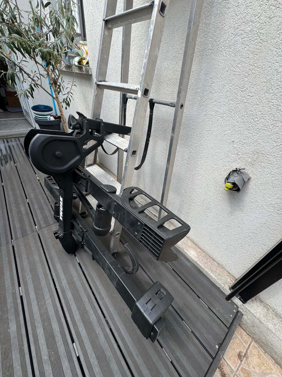 THULE fietsenrek met trekhaak, Ophalen, Zo goed als nieuw