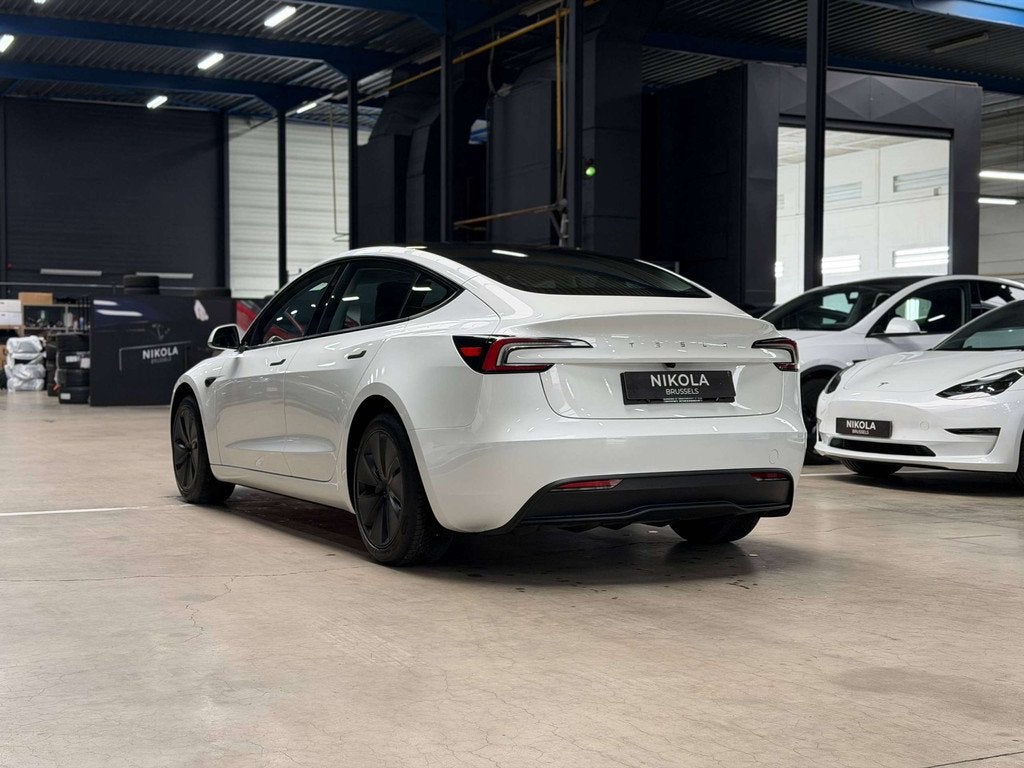 Tesla Model 3 HIGHLAND PREMIUM - REAR WHEEL DRIVE - LOW MILE, Autos, Tesla, 513 km, Achat, 261 ch, 4 portes