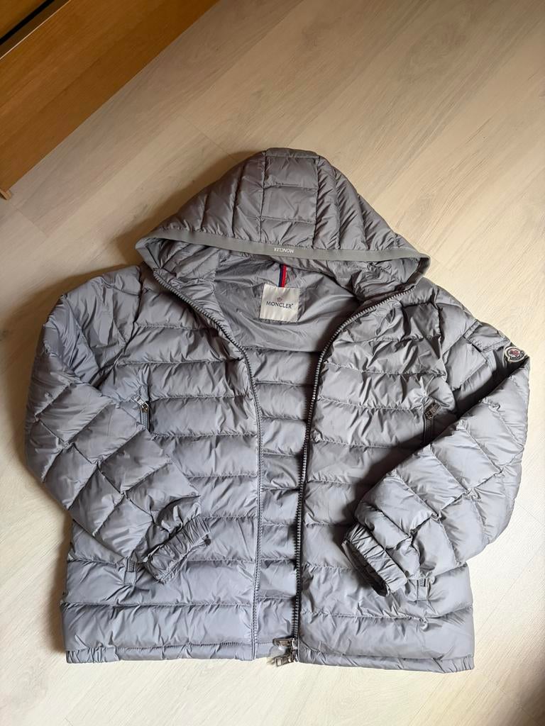 Moncler jas, Ophalen, Zo goed als nieuw, Maat 52/54 (L)