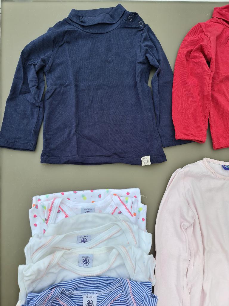 donker blauwe longsleeve souspull  t-shirt 86, Kinderen en Baby's, Babykleding | Maat 86, Ophalen, Zo goed als nieuw