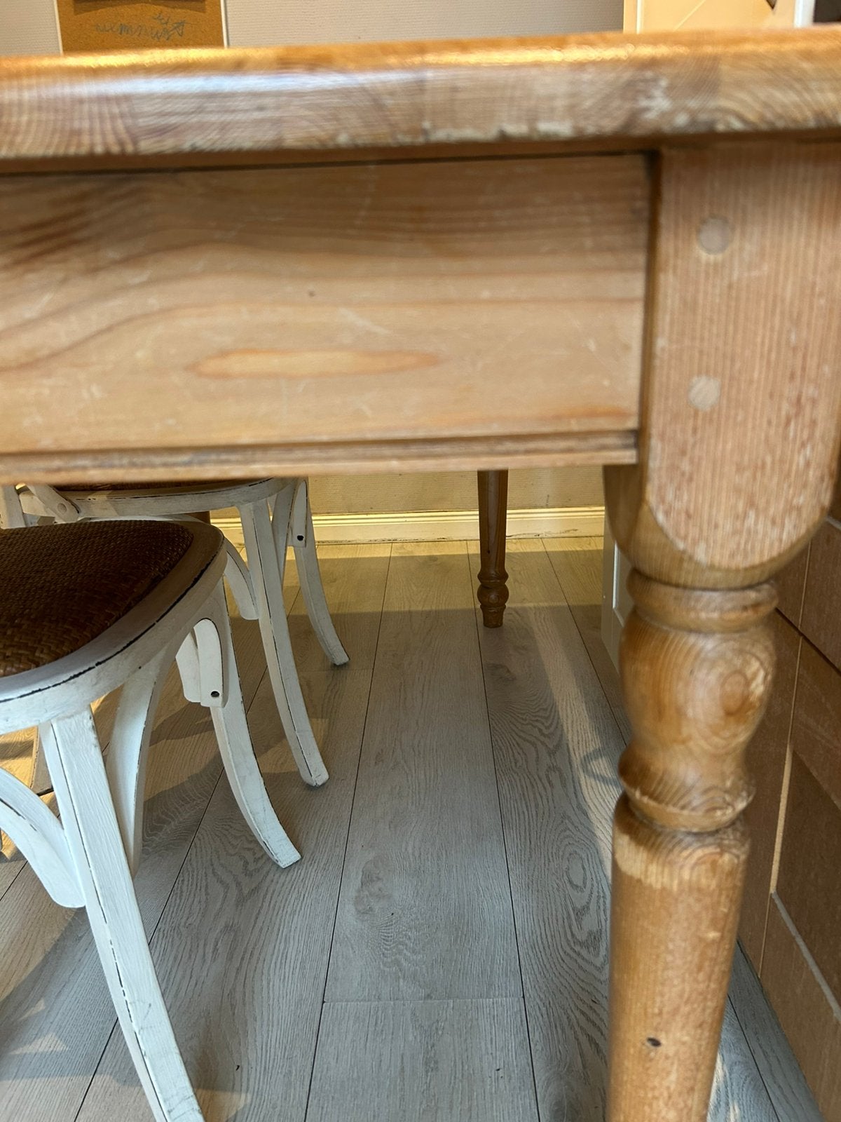 Tafel +4 stoelen gratis, Ophalen, Gebruikt