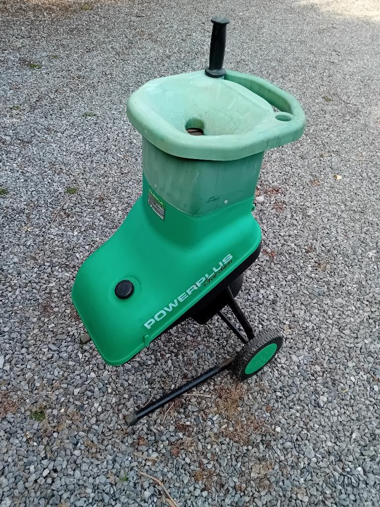Broyeur de branches, Jardin & Terrasse, Déchiqueteurs, Enlèvement, Utilisé, Électrique